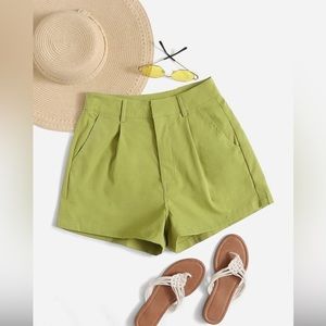 High Waist Plicated Detail Shorts